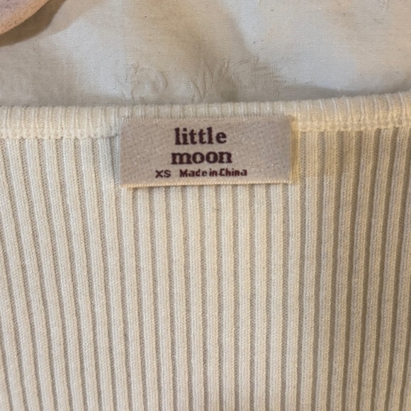 Aritzia Little Moon Cropped Tie Top - Picture 2 of 3